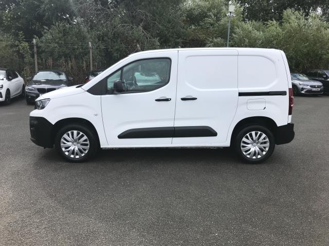2021 Peugeot Partner 1000 1.5 Bluehdi 100 Professional Van (NY21EHD) Image 5