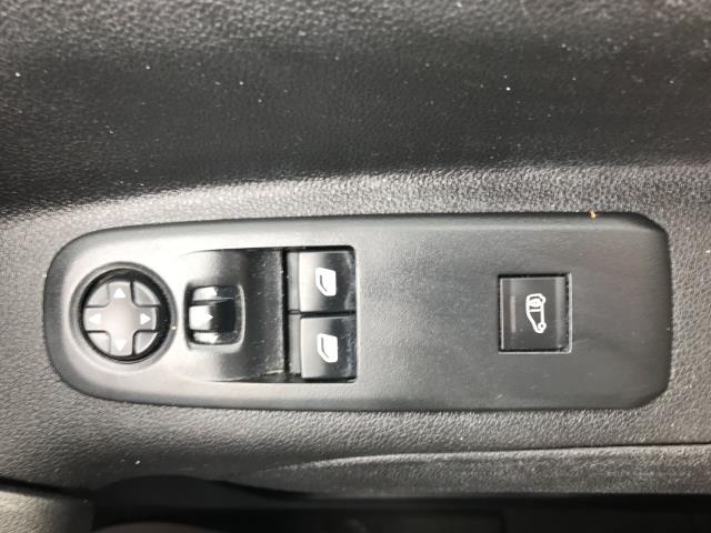 2021 Peugeot Partner 1000 1.5 Bluehdi 100 Professional Van (NY21EHD) Image 28