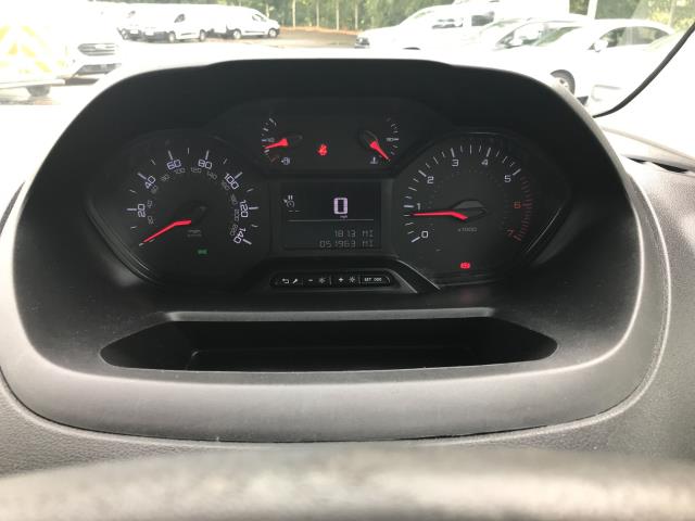 2021 Peugeot Partner 1000 1.5 Bluehdi 100 Professional Van (NY21EHD) Image 22