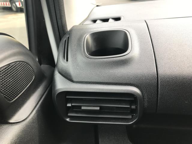 2021 Peugeot Partner 1000 1.5 Bluehdi 100 Professional Van (NY21EHD) Image 30