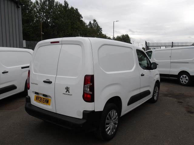 2021 Peugeot Partner 1000 1.5 Bluehdi 100 Professional Van (NY21EHM) Image 4