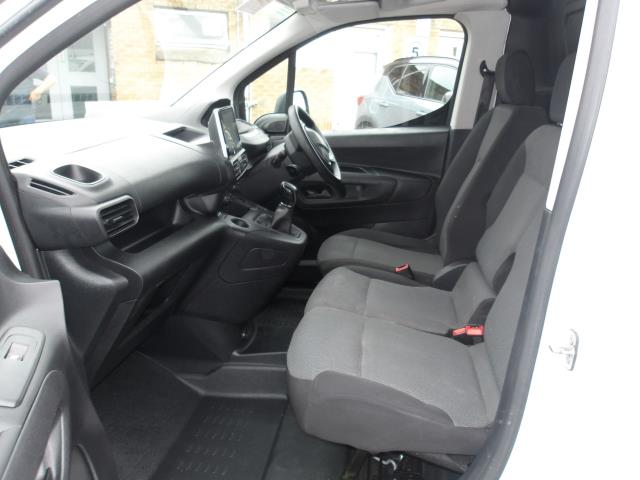 2021 Peugeot Partner 1000 1.5 Bluehdi 100 Professional Van (NY21EHM) Image 9