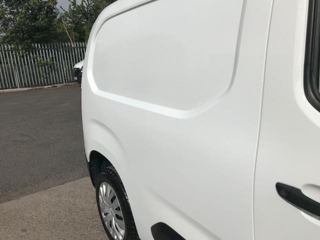 2021 Peugeot Partner L1 1000 1.5BLUE HDI 100PS PROFESSIONAL EURO 6 (NY21EHN) Image 8