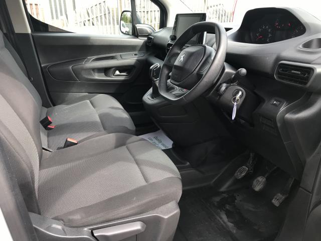 2021 Peugeot Partner L1 1000 1.5BLUE HDI 100PS PROFESSIONAL EURO 6 (NY21EHN) Image 21