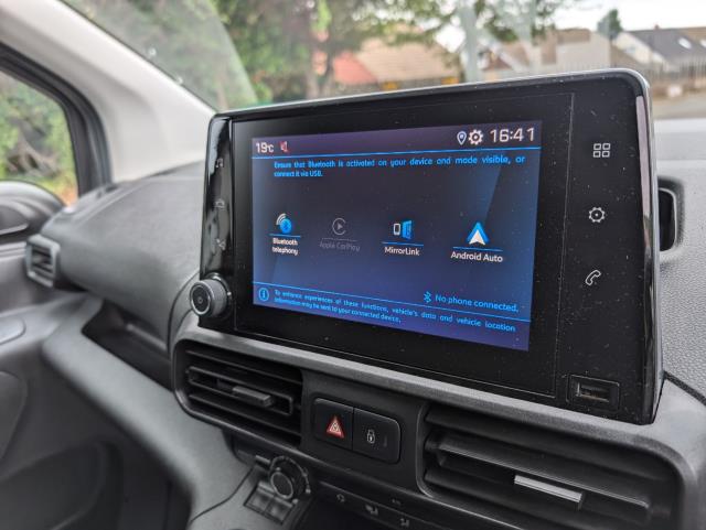2021 Peugeot Partner 1000 1.5 Bluehdi 100 Professional Van Euro 6 (NY21EUF) Image 32