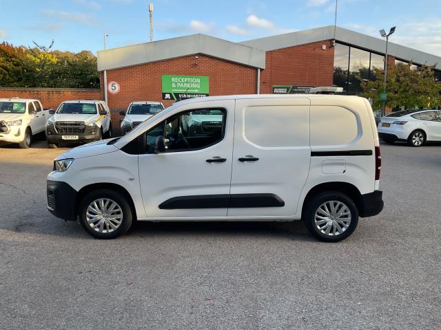 2021 Peugeot Partner 1000 1.5 Bluehdi 100 Professional Van (NY21EUK) Image 6