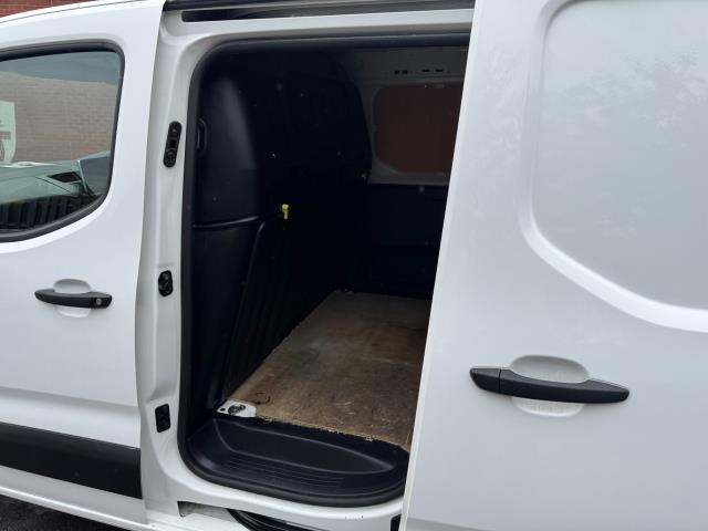 2021 Peugeot Partner 1000 1.5 Bluehdi 100 Professional Van EURO 6 (NY21EUR) Image 40