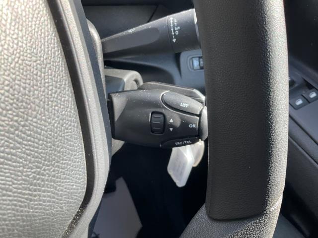 2021 Peugeot Partner 1000 1.5 Bluehdi 100 Professional Van (NY21EXF) Image 27
