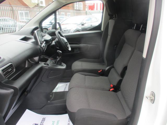 2021 Peugeot Partner 1000 1.5 Bluehdi 100 Professional Van (NY21EXV) Image 24