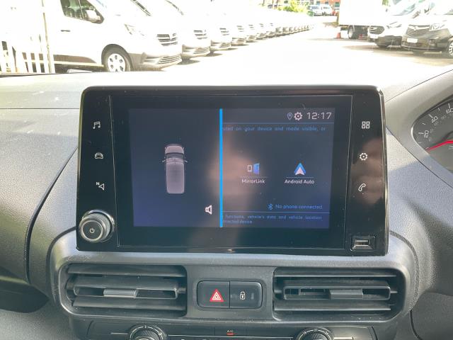 2021 Peugeot Partner 1000 1.5 Bluehdi 100 Professional Van (NY21EXX) Image 22
