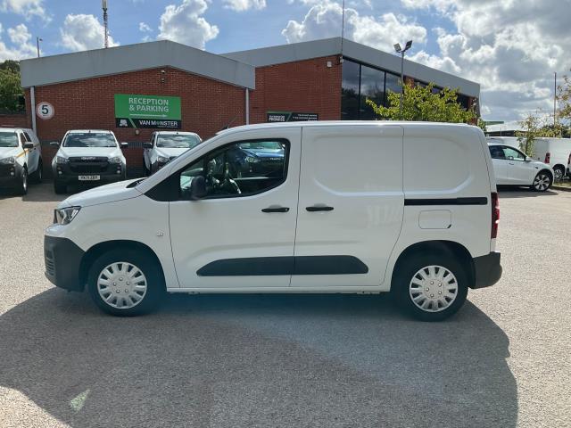 2021 Peugeot Partner 1000 1.5 Bluehdi 100 Professional Van (NY21EXX) Image 6