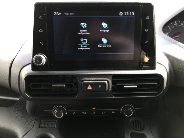 2021 Peugeot Partner 1000 1.5 Bluehdi 100 Professional Van (NY21EYB) Image 21