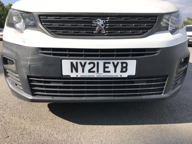 2021 Peugeot Partner 1000 1.5 Bluehdi 100 Professional Van (NY21EYB) Image 13