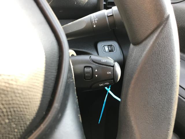 2021 Peugeot Partner 1000 1.5 Bluehdi 100 Professional Van (NY21EYB) Image 25