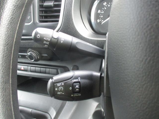 2021 Peugeot Expert 1400 2.0 Bluehdi 120 Professional Van (NY21FBE) Image 19