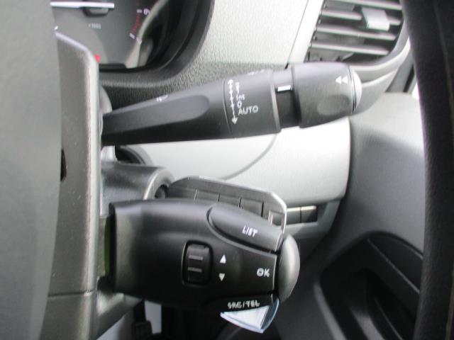 2021 Peugeot Expert 1400 2.0 Bluehdi 120 Professional Van (NY21FBE) Image 18