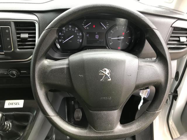2021 Peugeot Expert 1400 2.0BLUE HDI 120PS PROFESSIONAL EURO 6 (NY21FBJ) Image 17