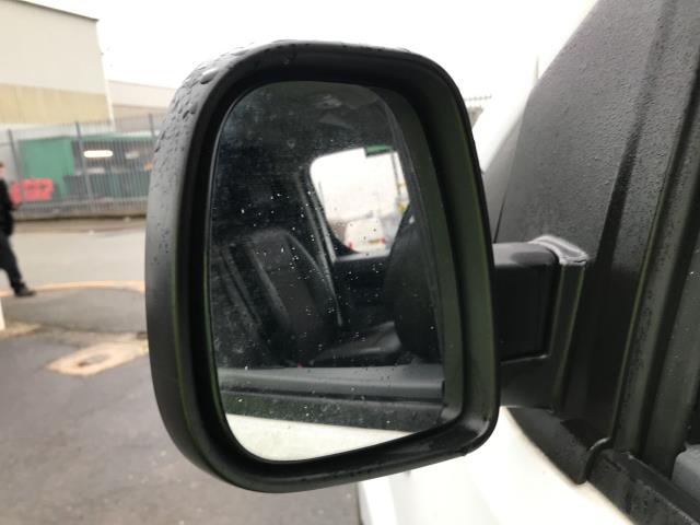 2021 Peugeot Expert 1000 1.5BLUE HDI 100PS PROFESSIONAL EURO 6 (NY21FCC) Image 40