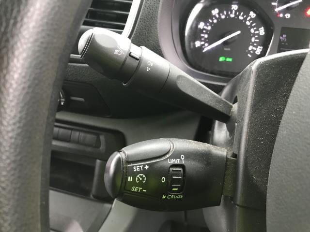 2021 Peugeot Expert 1000 1.5BLUE HDI 100PS PROFESSIONAL EURO 6 (NY21FCC) Image 36