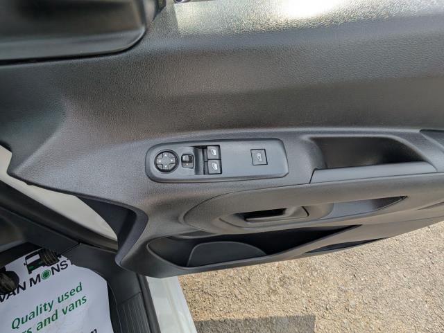 2021 Peugeot Partner 1000 1.5 Bluehdi 100 Grip Van (NY21GDE) Image 15