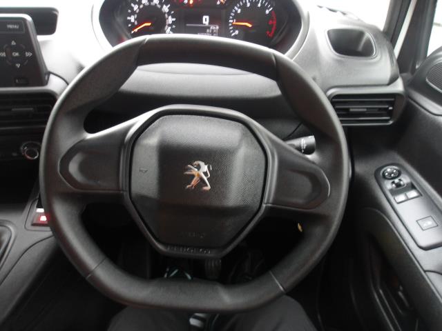 2021 Peugeot Partner 1000 1.5 Bluehdi 100 Grip Van (NY21GDO) Image 33