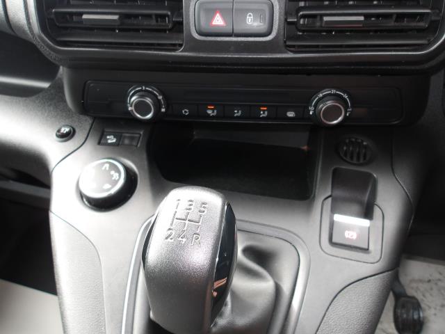 2021 Peugeot Partner 1000 1.5 Bluehdi 100 Grip Van (NY21GFE) Image 25