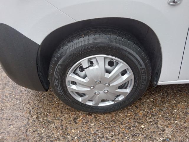 2021 Peugeot Partner 1000 1.5 Bluehdi 100 GRIP Van (NY21GFO) Image 32