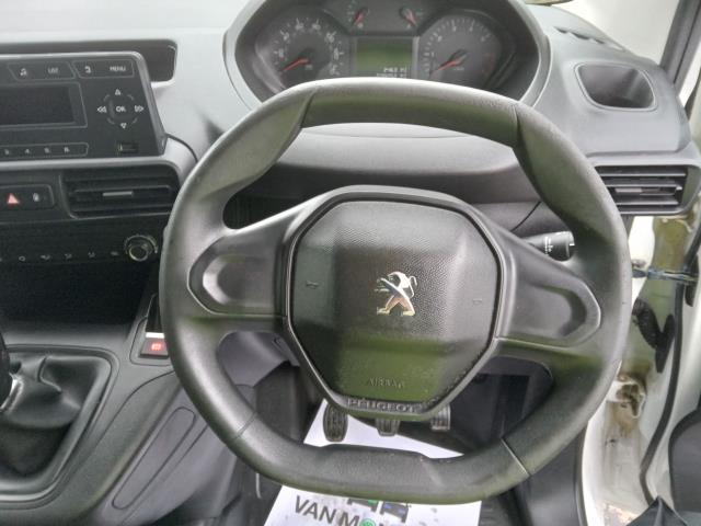 2021 Peugeot Partner 1000 1.5 Bluehdi 100 GRIP Van (NY21GFO) Image 26