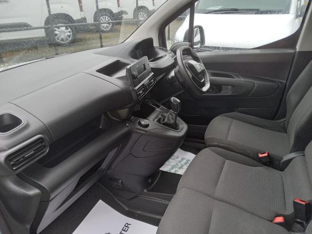 2021 Peugeot Partner 1000 1.5 Bluehdi 100 GRIP Van (NY21GFO) Image 16