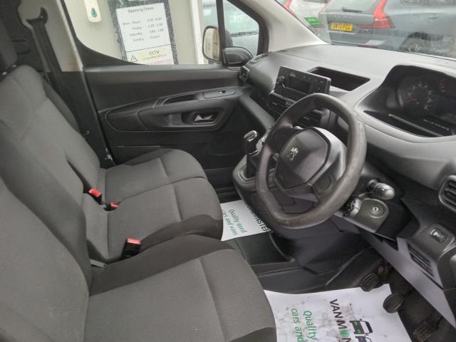 2021 Peugeot Partner 1000 1.5 Bluehdi 100 GRIP Van (NY21GFO) Image 21