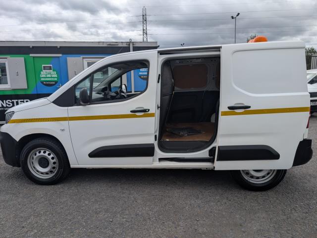 2021 Peugeot Partner 1000 1.5 Bluehdi 100 Grip Van (NY21GFU) Image 7