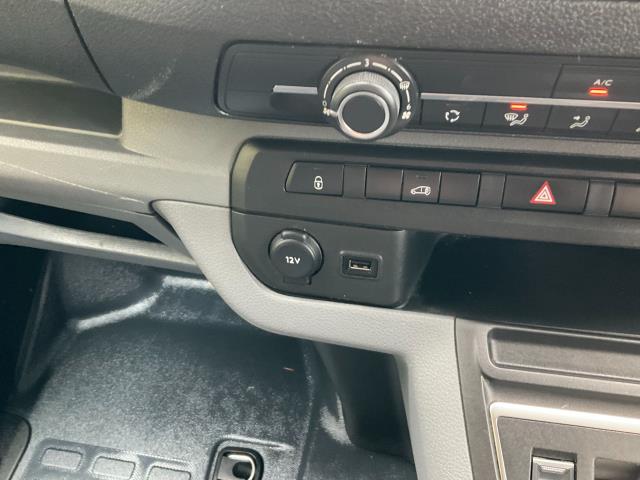 2021 Peugeot e-Expert 1000 100Kw 75Kwh Professional Van Auto (NY21GUC) Image 28