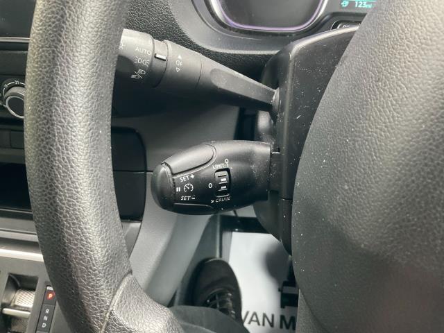 2021 Peugeot e-Expert 1000 100Kw 75Kwh Professional Van Auto (NY21GUC) Image 31