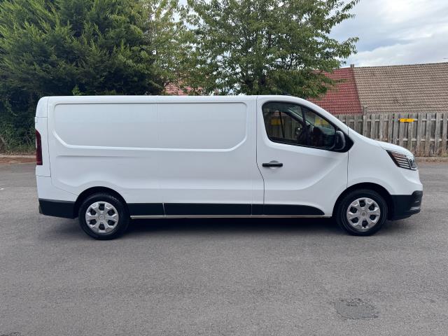 2024 Renault Trafic L2 Ll30 Blue Dci 130 Advance Van (NY73GMG) Image 10