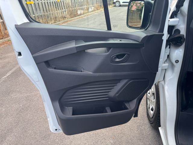 2024 Renault Trafic L2 Ll30 Blue Dci 130 Advance Van (NY73GMG) Image 40