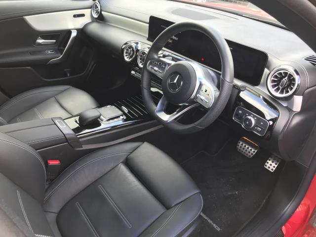 2022 Mercedes-Benz CLA Class Cla 200 Amg Line Premium 4Dr Tip Auto (OE72HUZ) Image 4