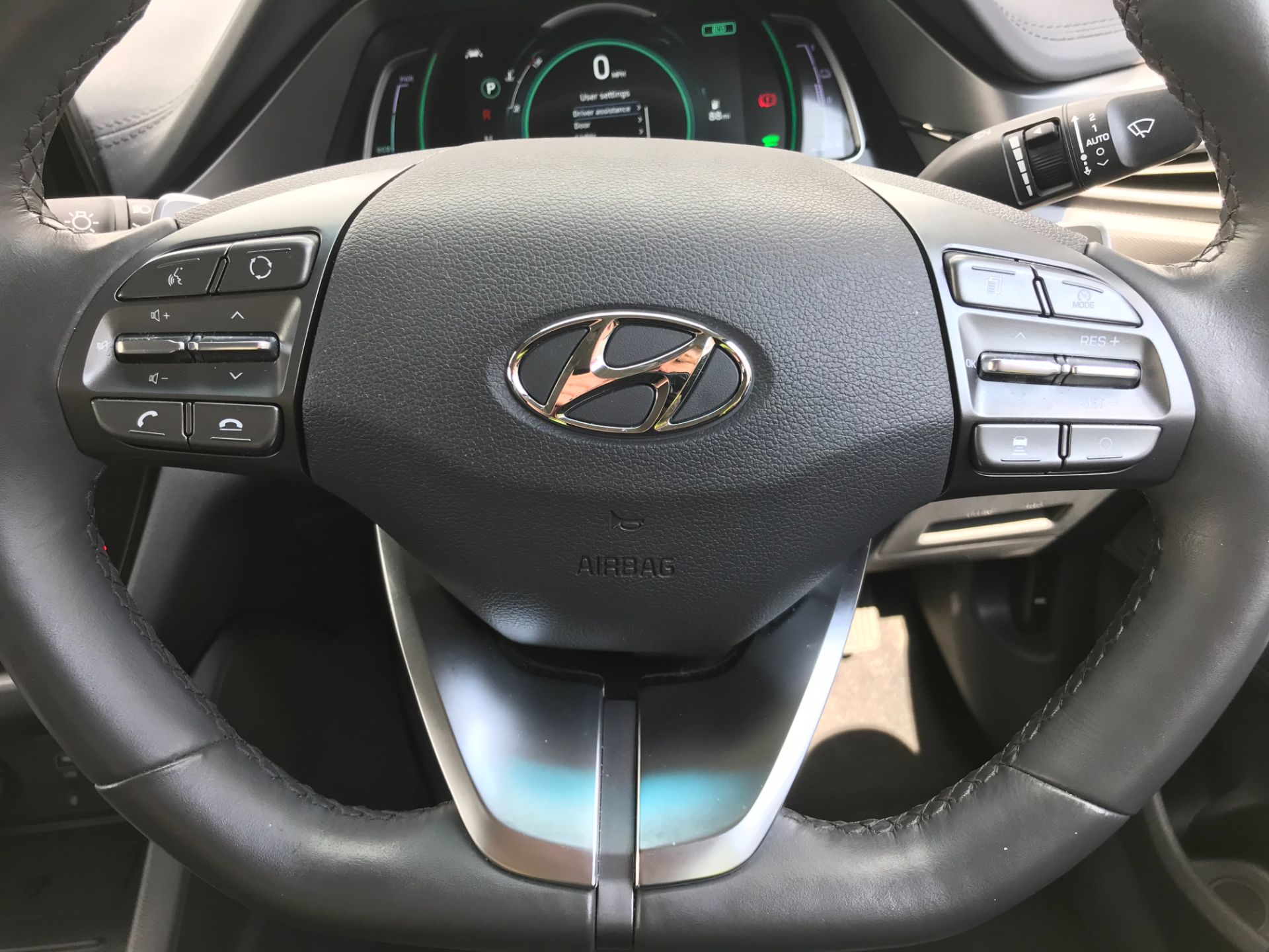 2021 Hyundai Ioniq 1.6 Gdi Hybrid Premium Se 5Dr Dct (OV71WLR) Thumbnail 33