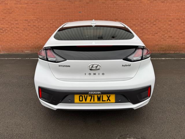 2021 Hyundai Ioniq 1.6 GDI Hybrid Premium SE 5Dr DCT (OV71WLX) Image 8