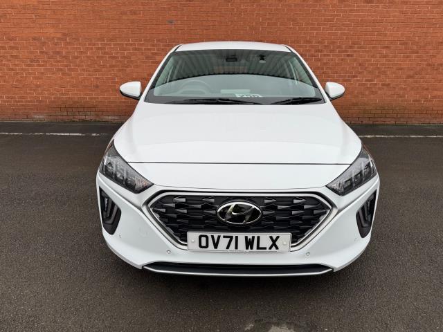 2021 Hyundai Ioniq 1.6 GDI Hybrid Premium SE 5Dr DCT (OV71WLX) Image 3