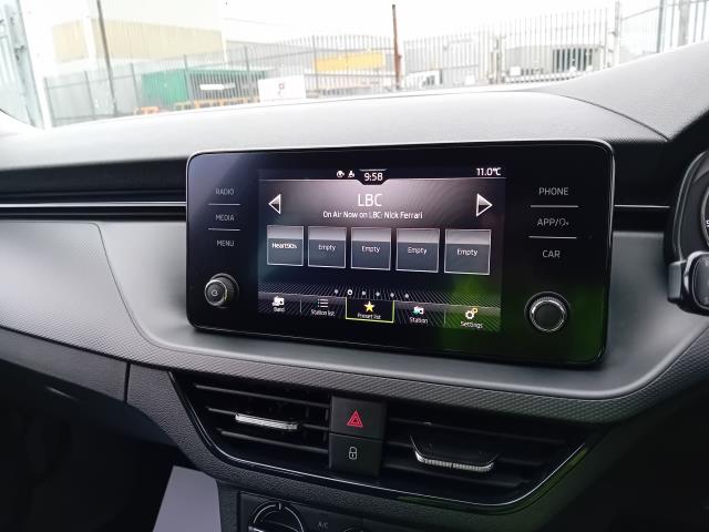 2022 Skoda Scala 1.5 Tsi Se 5Dr Dsg (OV72YHM) Image 9