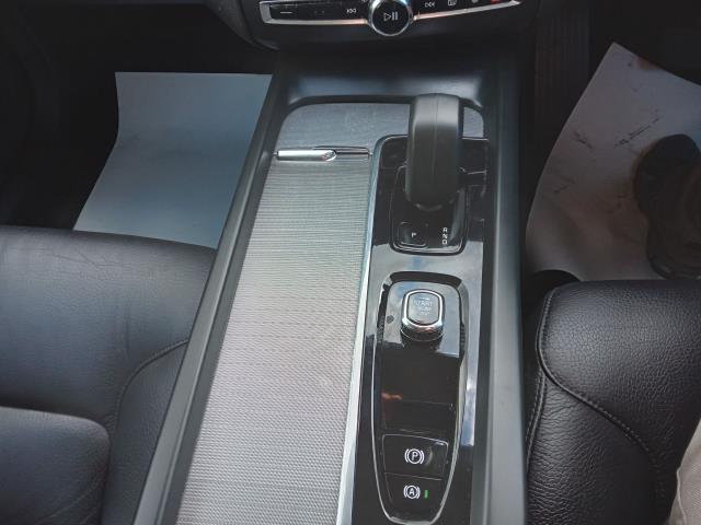 2022 Volvo Xc60 2.0 B5p Core 5Dr Awd Geartronic (OW72FBZ) Image 36