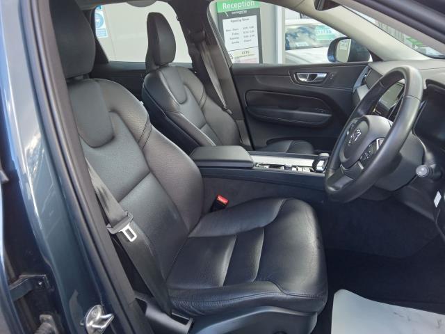 2022 Volvo Xc60 2.0 B5p Core 5Dr Awd Geartronic (OW72FBZ) Image 16