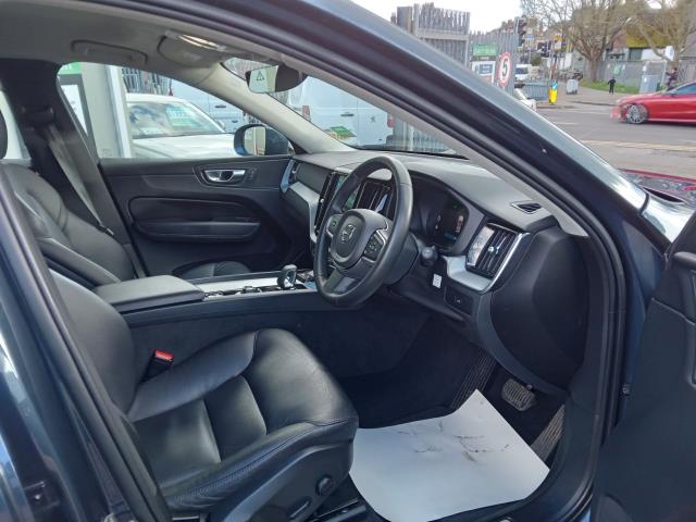 2022 Volvo Xc60 2.0 B5p Core 5Dr Awd Geartronic (OW72FBZ) Image 15