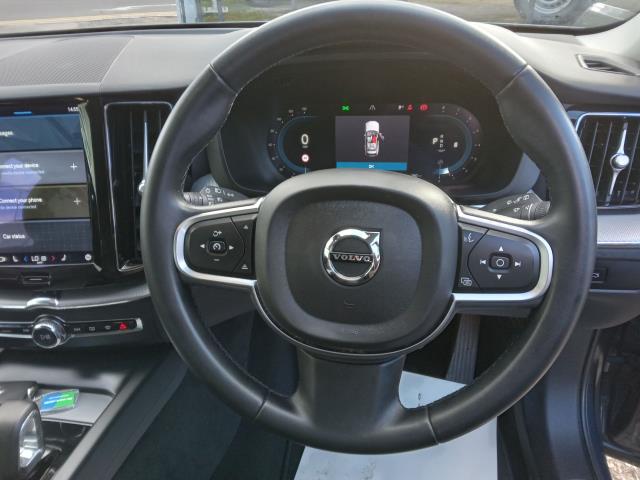 2022 Volvo Xc60 2.0 B5p Core 5Dr Awd Geartronic (OW72FBZ) Image 32