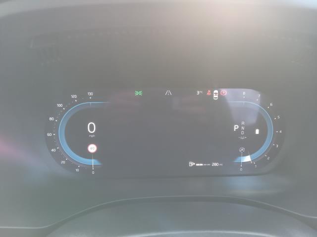 2022 Volvo Xc60 2.0 B5p Core 5Dr Awd Geartronic (OW72FBZ) Image 33