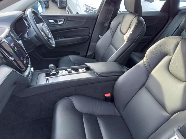 2022 Volvo Xc60 2.0 B5p Core 5Dr Awd Geartronic (OW72FCC) Image 16