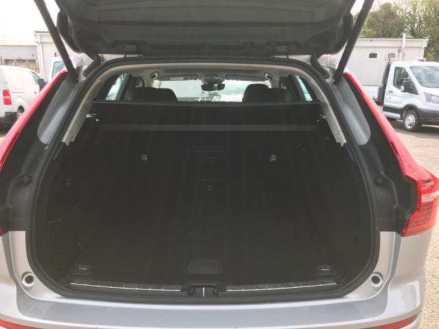 2022 Volvo Xc60 2.0 B5p Core 5Dr Awd Geartronic (OW72FCF) Image 19
