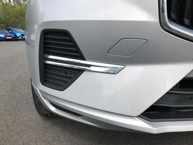 2022 Volvo Xc60 2.0 B5p Core 5Dr Awd Geartronic (OW72FCF) Image 24
