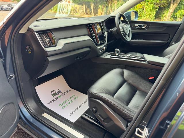 2023 Volvo Xc60 2.0 B5p Core 5Dr Awd Geartronic (OW72KRF) Image 18