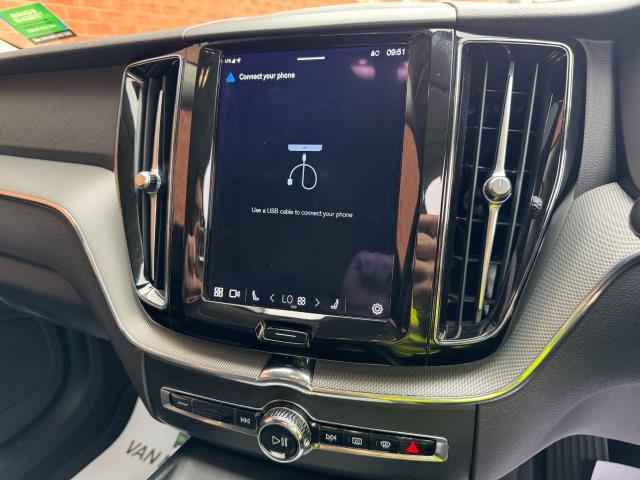 2023 Volvo Xc60 2.0 B5p Core 5Dr Awd Geartronic (OW72KRF) Image 41